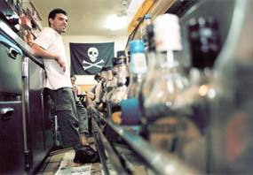 Ampolles - Bar Els Pirates